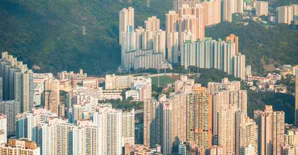 人工AI智能机器人法法国品