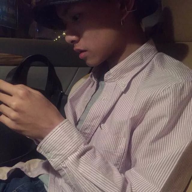 季梁紫俊