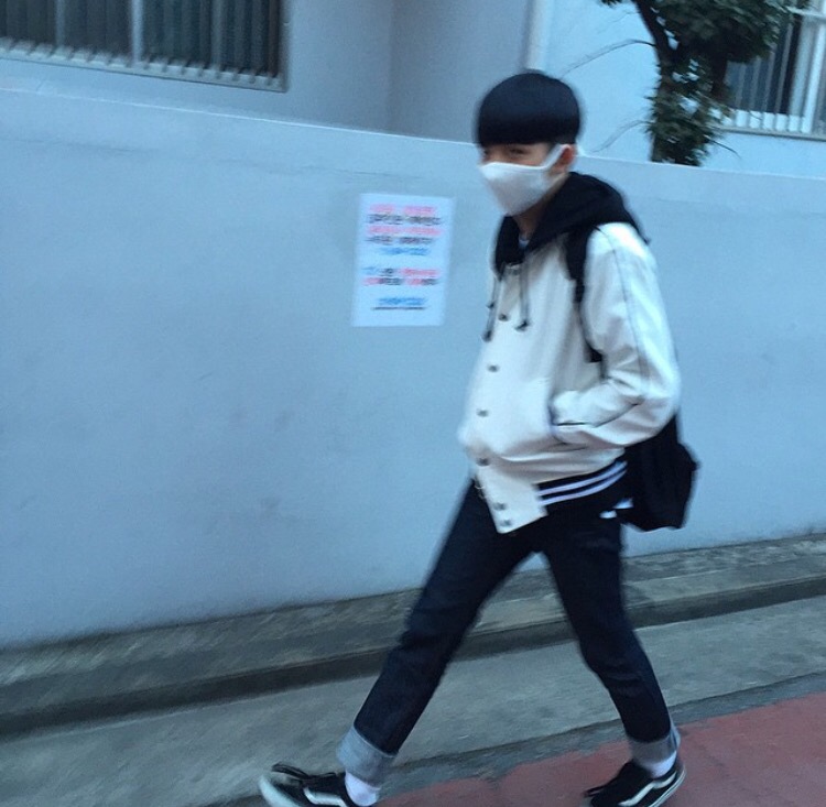 池蓓光旭