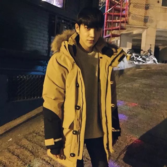 娄永蓓龙