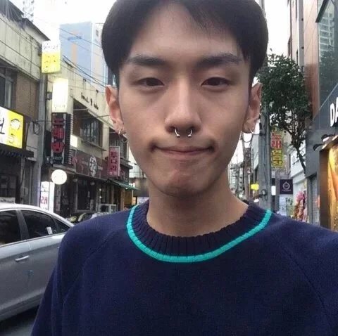 池娟翠羽