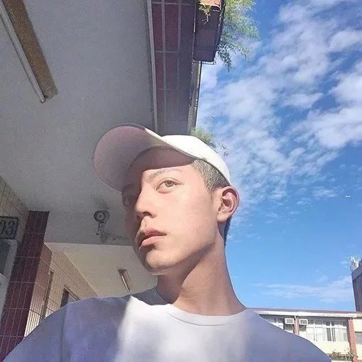 陈政灵婕